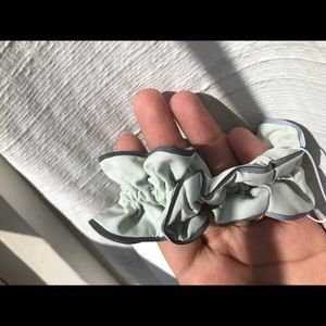 Lululemon light sock scrunchie